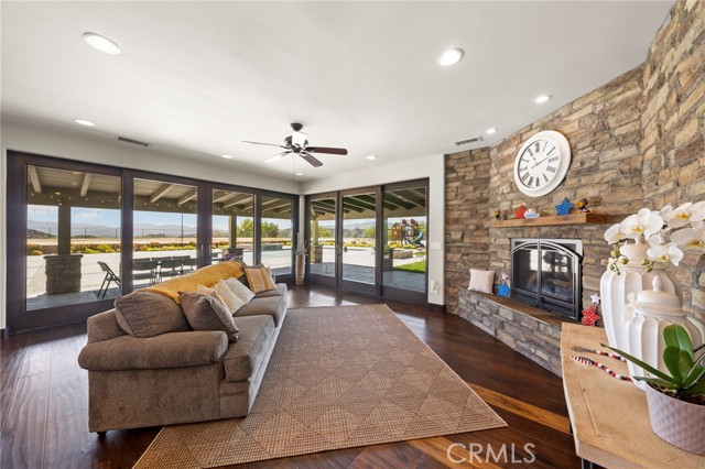 MLS #DW25253949 image #12