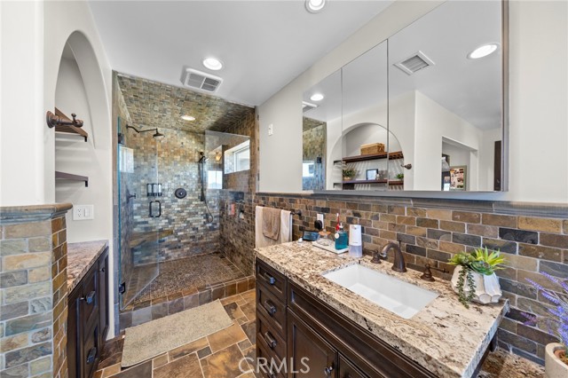 MLS #DW25253949 image #15