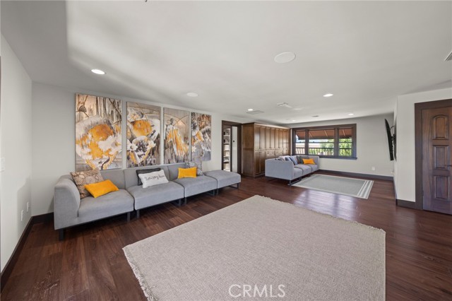 MLS #DW25253949 image #25