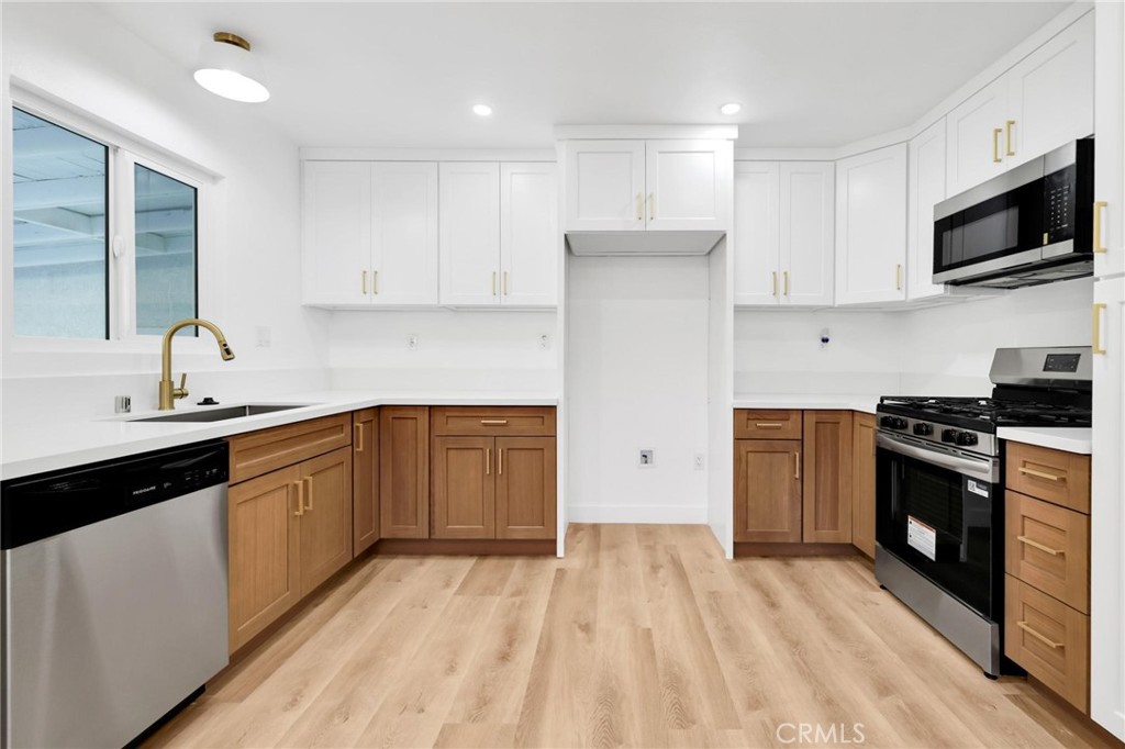 MLS #DW25255002 image #10