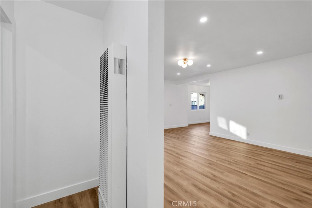 MLS #DW25255002 image #25