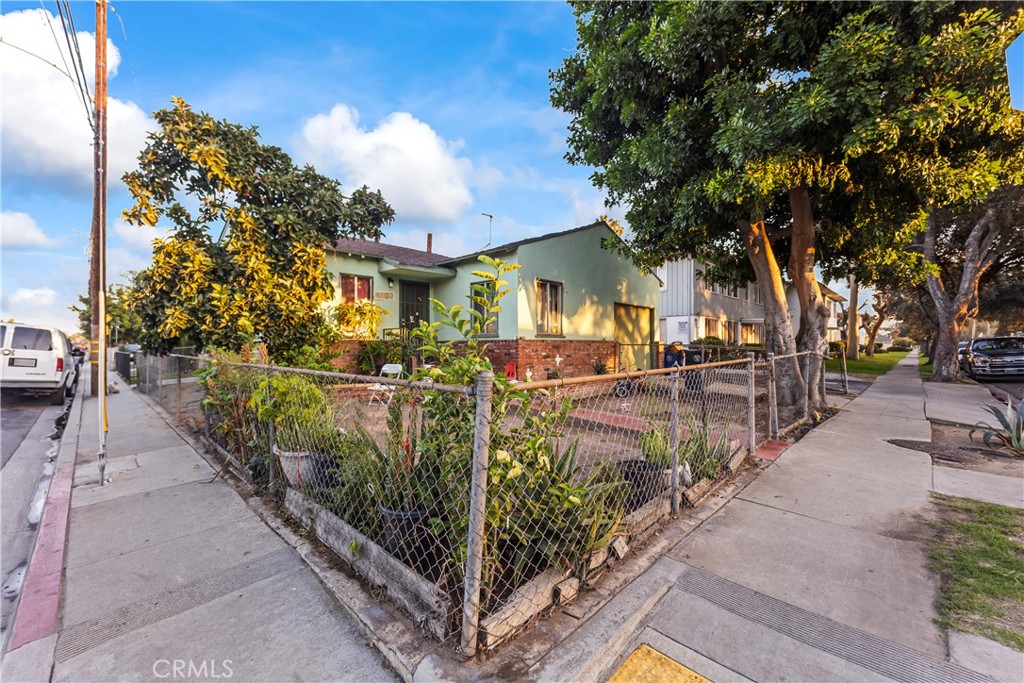 MLS #DW25255702 image #6