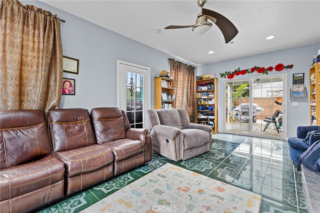 MLS #DW25165666 image #15