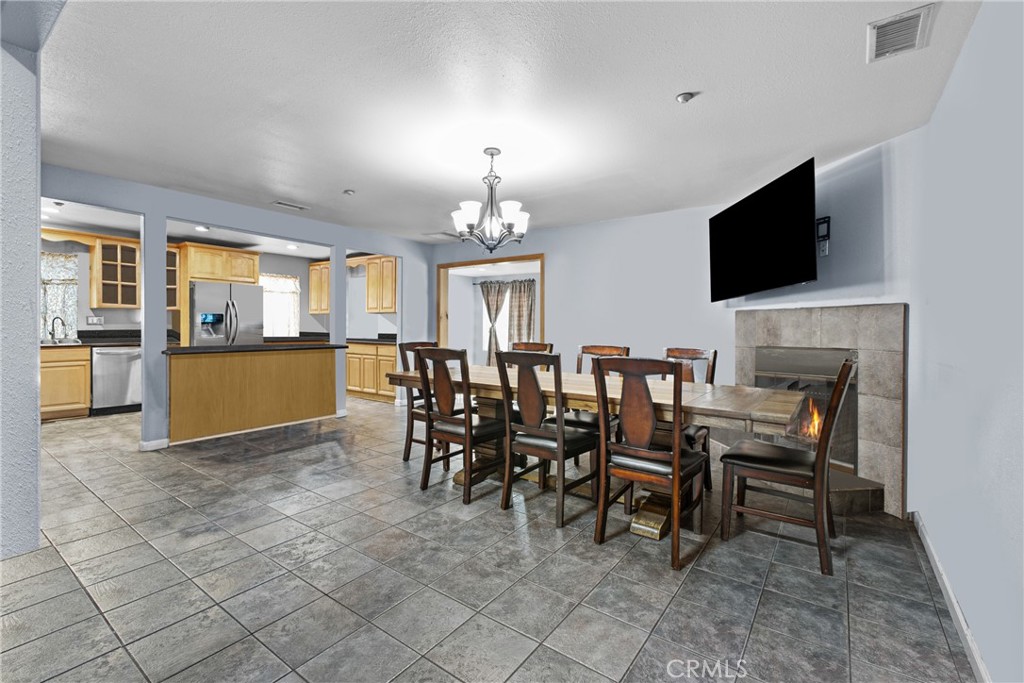 MLS #DW25165666 image #9