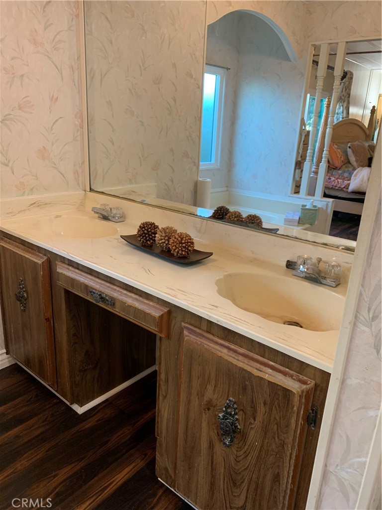 MLS #DW25256642 image #5