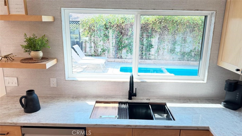 MLS #DW25256651 image #24