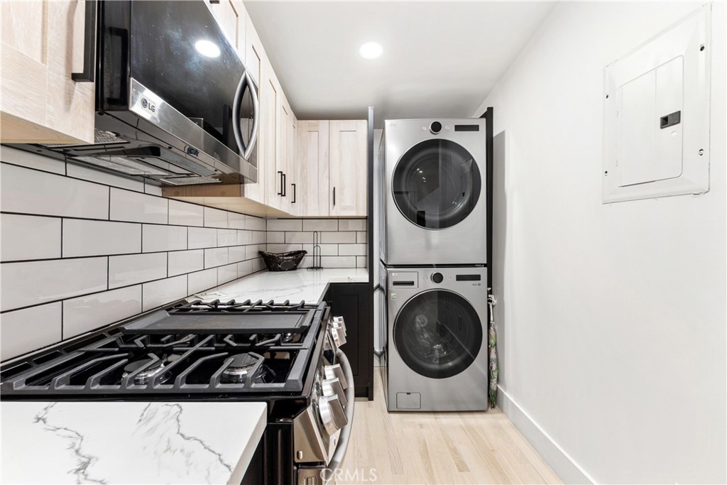 MLS #DW25257172 image #10