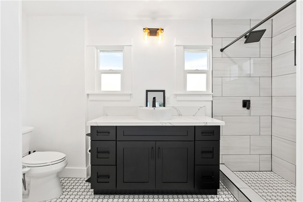 MLS #DW25257172 image #16