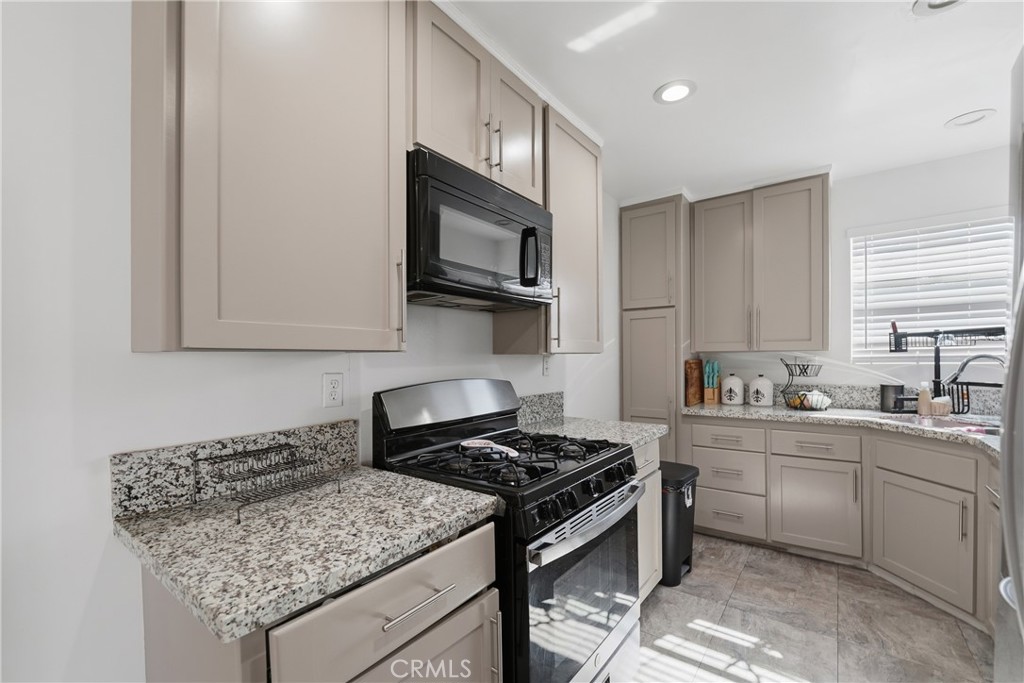 MLS #DW25257228 image #17