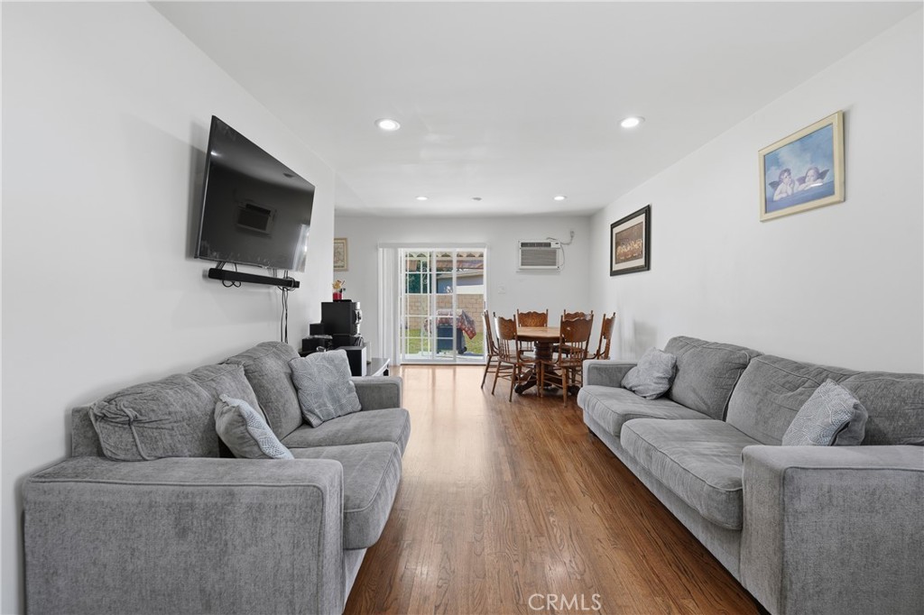 MLS #DW25257228 image #9