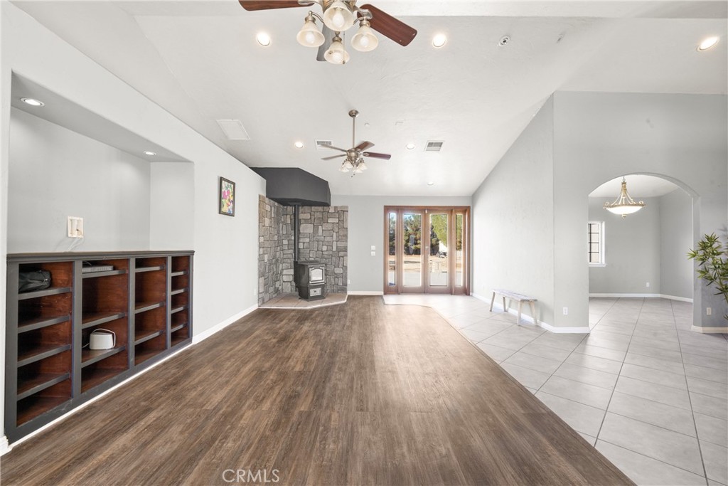 MLS #DW25257434 image #10