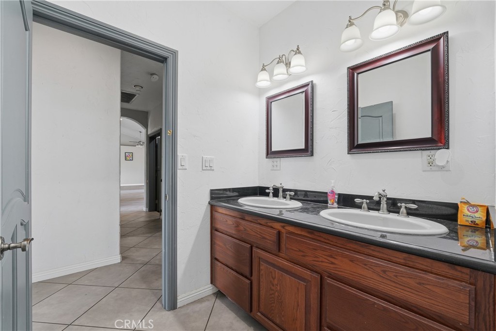 MLS #DW25257434 image #40