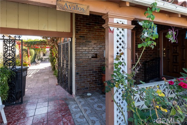 MLS #DW25258174 image #2