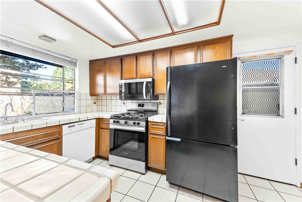 MLS #DW25258205 image #10