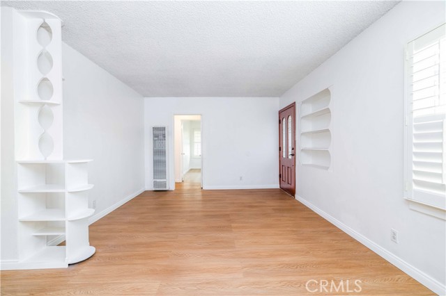 MLS #DW25258321 image #4