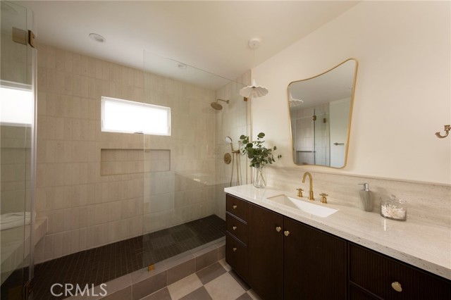 MLS #DW25258368 image #12