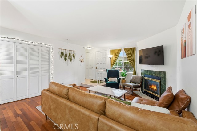 MLS #DW25259521 image #3