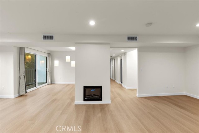 MLS #DW25260004 image #13