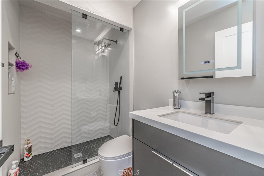 MLS #DW25261209 image #7