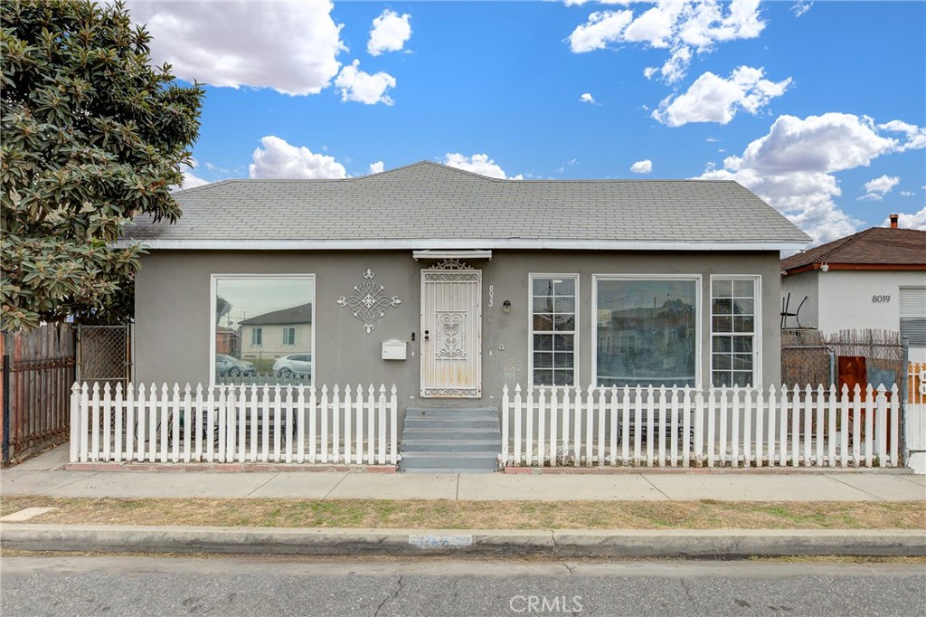 MLS #DW25261237 image #0