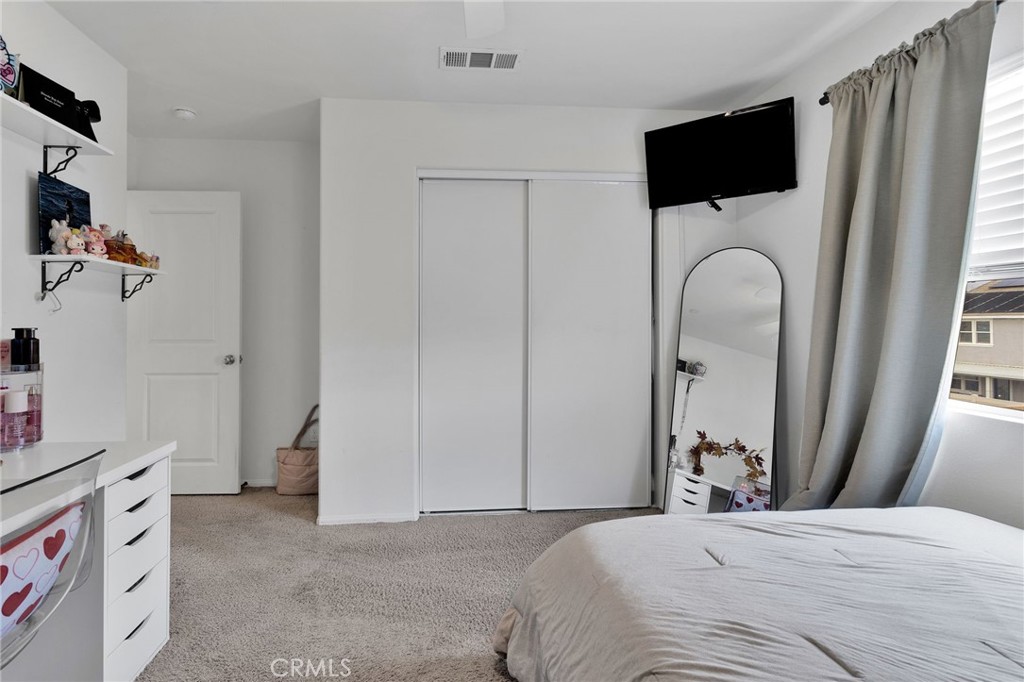 MLS #DW25261421 image #46