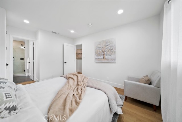 MLS #DW25261887 image #19