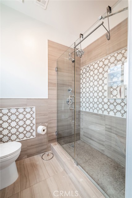 MLS #DW25262400 image #17