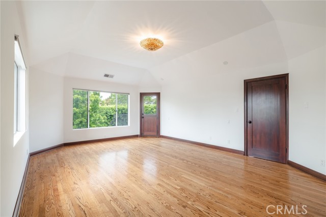 MLS #DW25262400 image #23