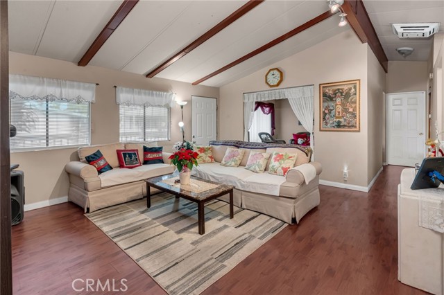 MLS #DW25262546 image #4