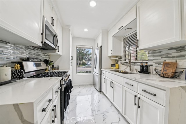 MLS #DW25265601 image #10