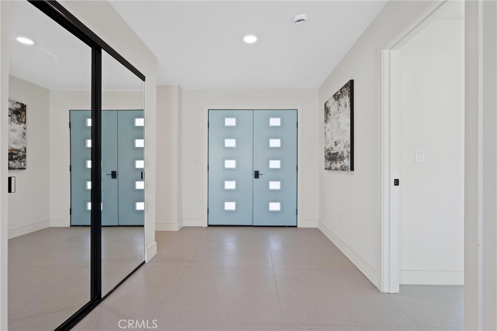 MLS #DW25129042 image #8