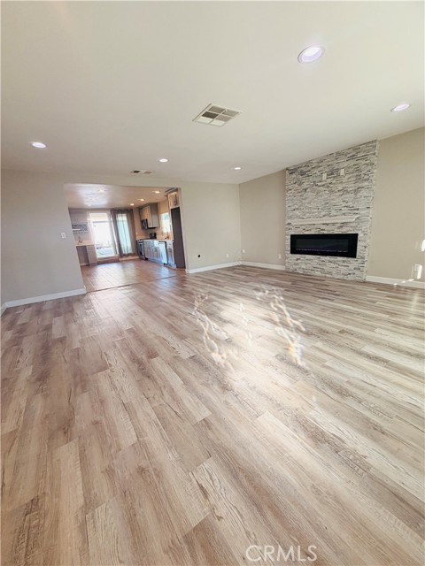 MLS #DW25266029 image #4