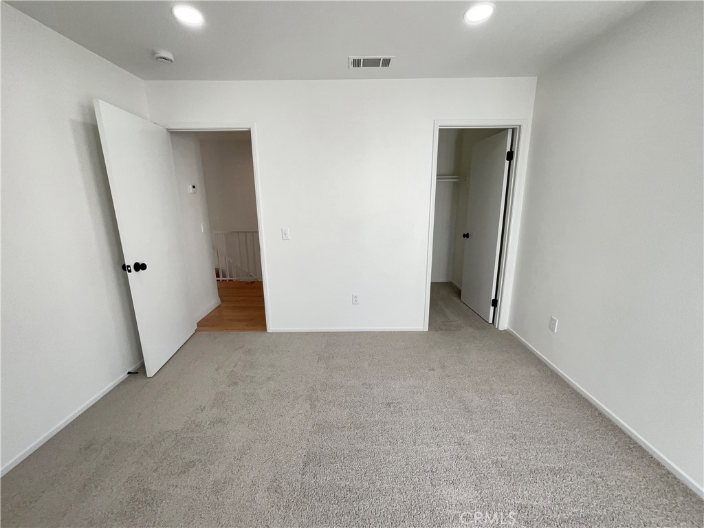 MLS #DW25266383 image #24