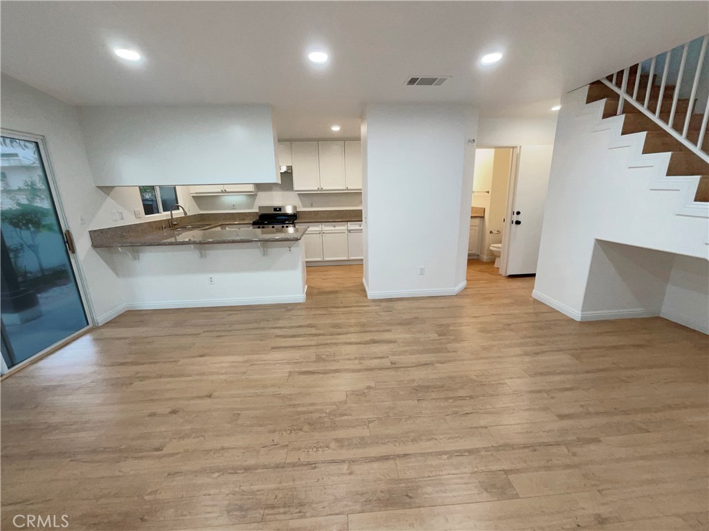 MLS #DW25266383 image #30