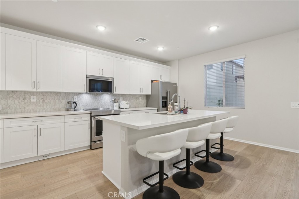 MLS #DW25266780 image #15