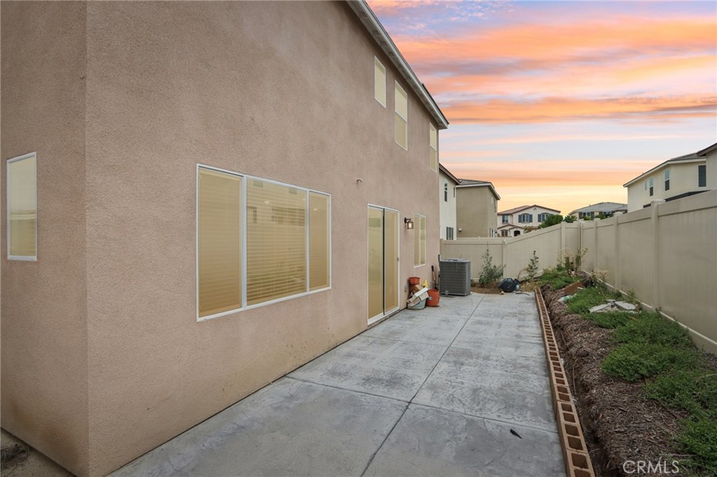 MLS #DW25266780 image #42