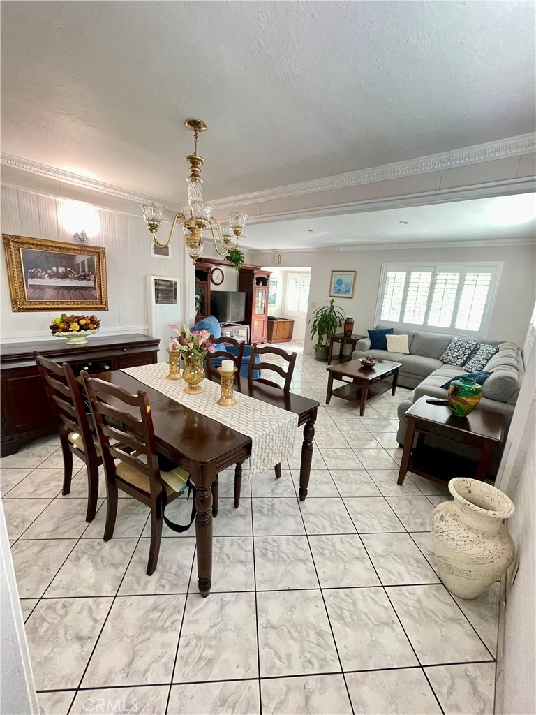 MLS #DW25267141 image #1