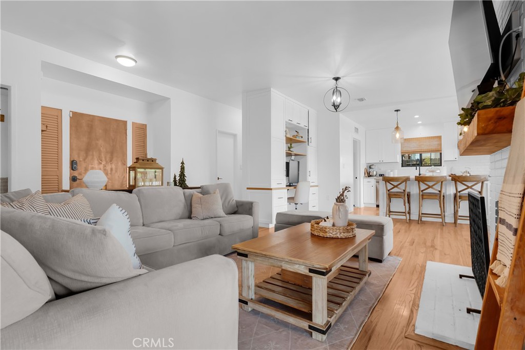 MLS #DW25267370 image #11