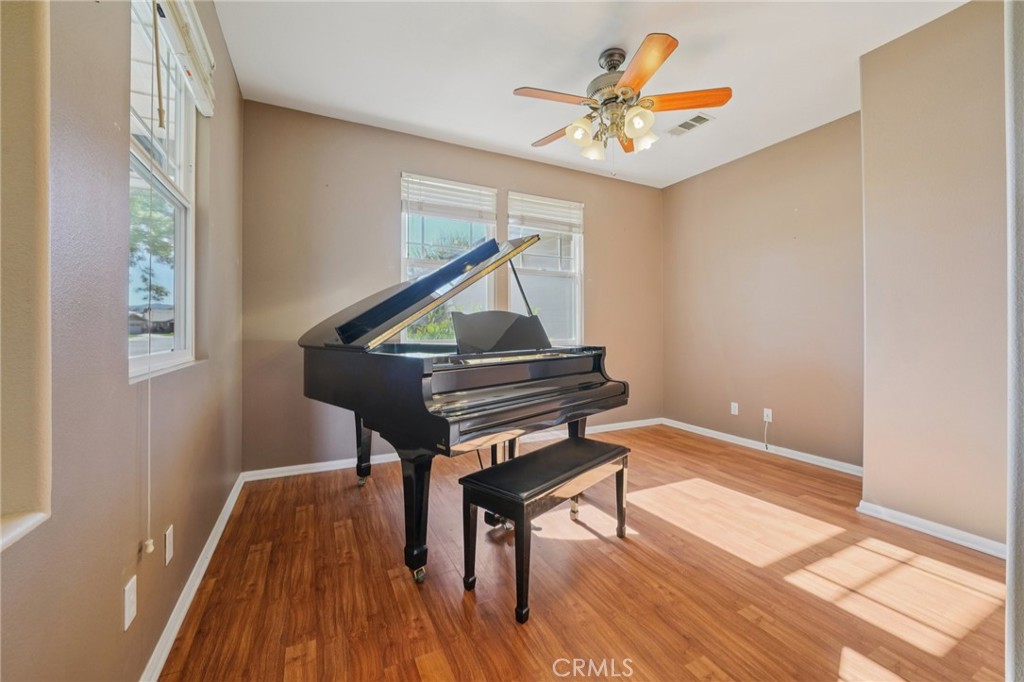 MLS #DW25268100 image #20