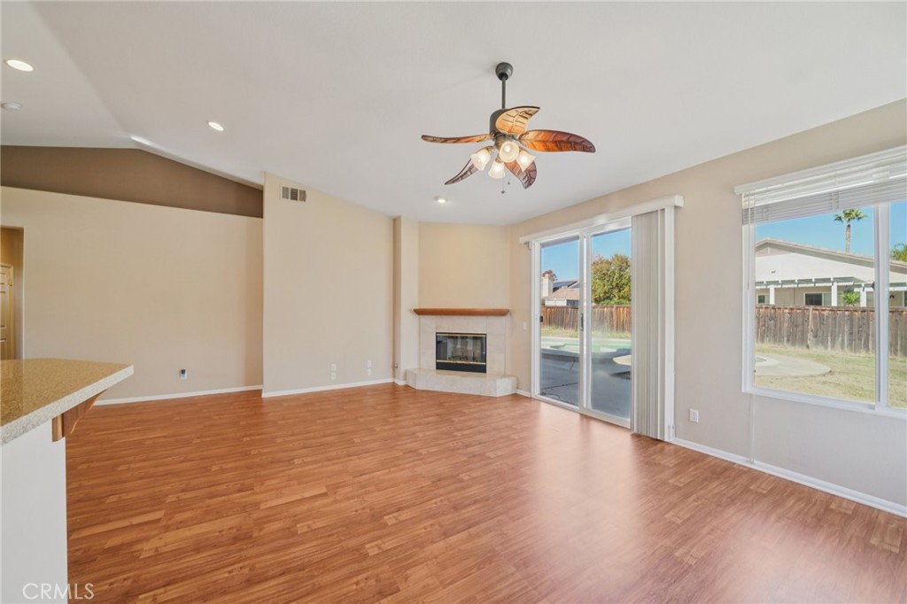 MLS #DW25268100 image #8