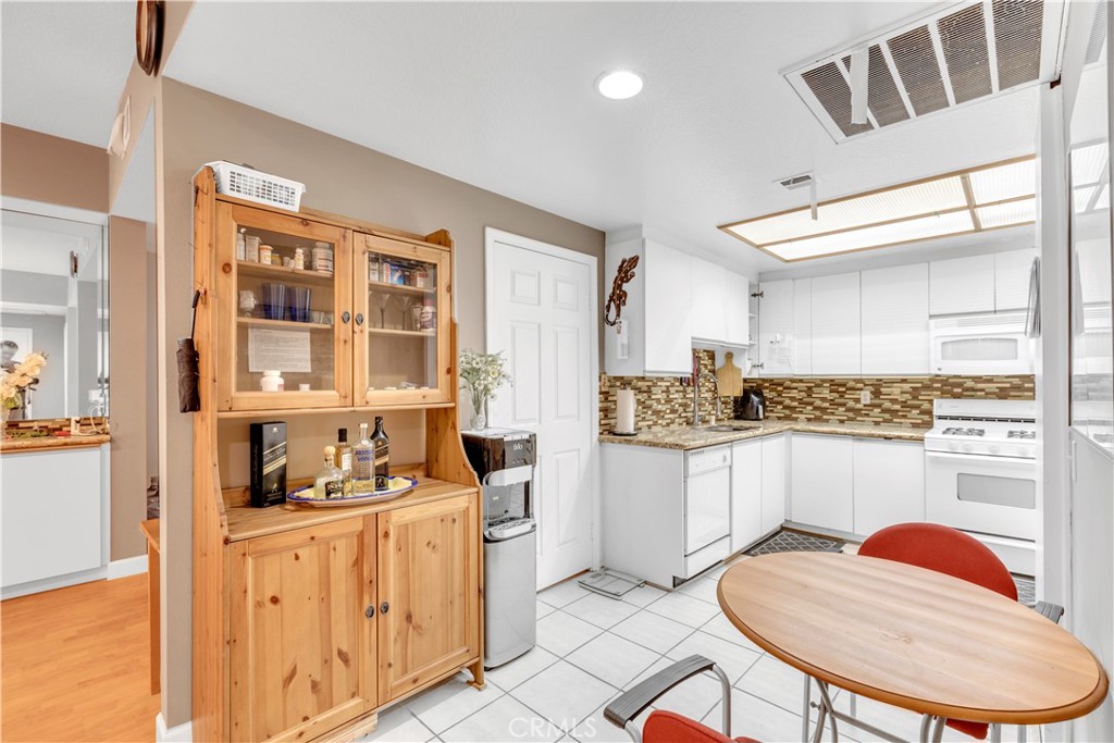 MLS #DW25268272 image #11