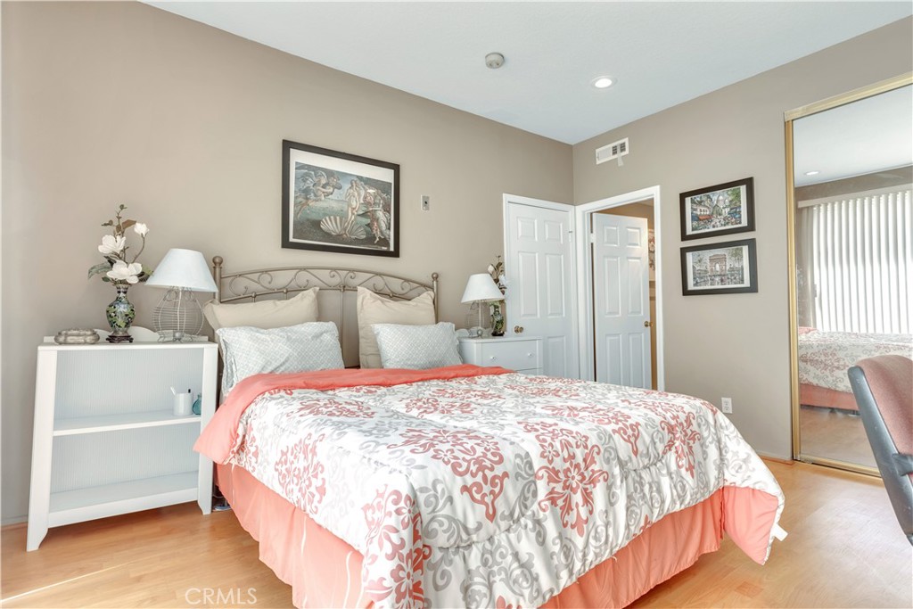 MLS #DW25268272 image #15