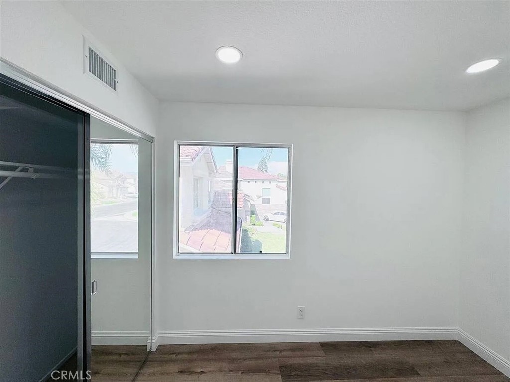 MLS #DW25268567 image #7