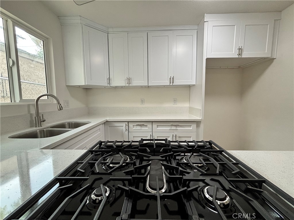 MLS #DW25270675 image #9