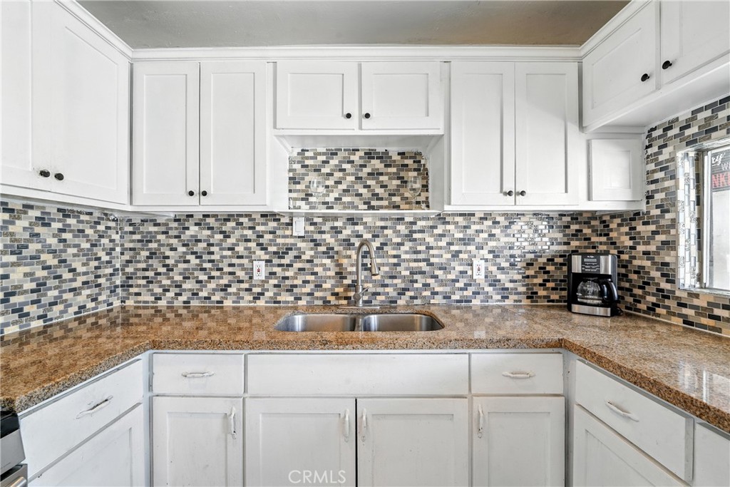 MLS #DW25271301 image #4