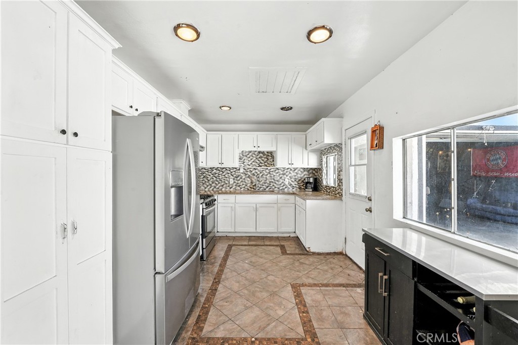 MLS #DW25271301 image #5