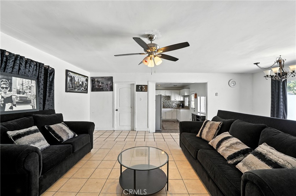 MLS #DW25271301 image #6