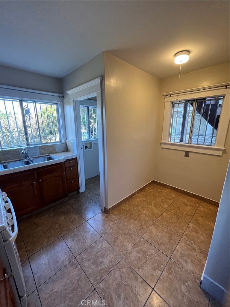 MLS #DW25271826 image #33