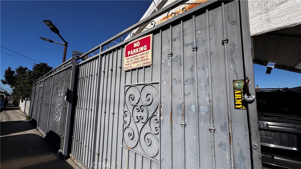 MLS #DW25272372 image #0