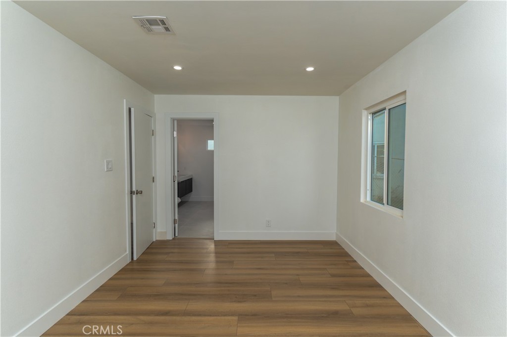 MLS #DW25274006 image #10